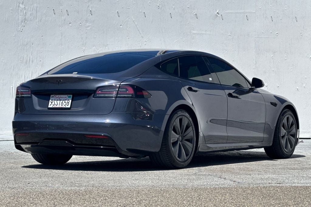 2022 Tesla Model S Base