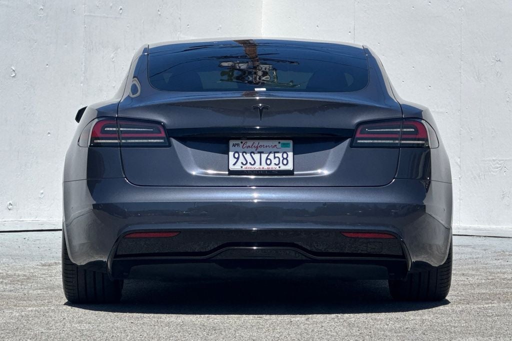 2022 Tesla Model S Base
