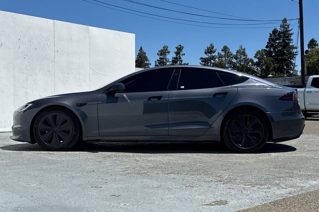 2022 Tesla Model S Base