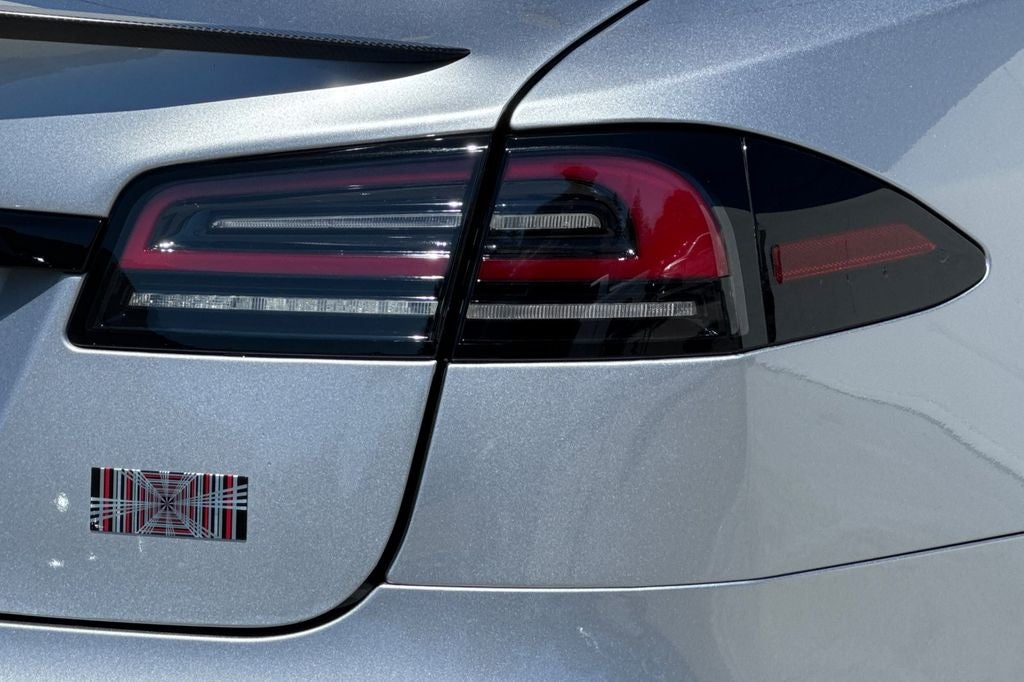 2025 Tesla Model S Plaid