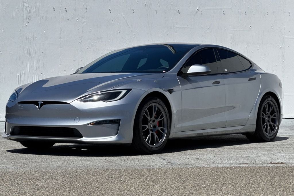 2025 Tesla Model S Plaid