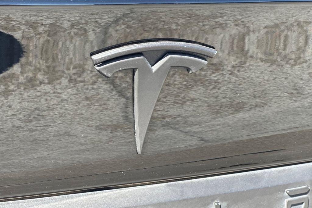 2021 Tesla Model X Long Range