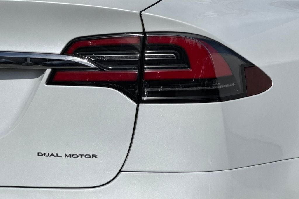 2020 Tesla Model X Long Range