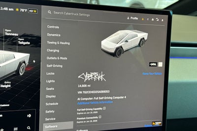 2025 Tesla Cybertruck .