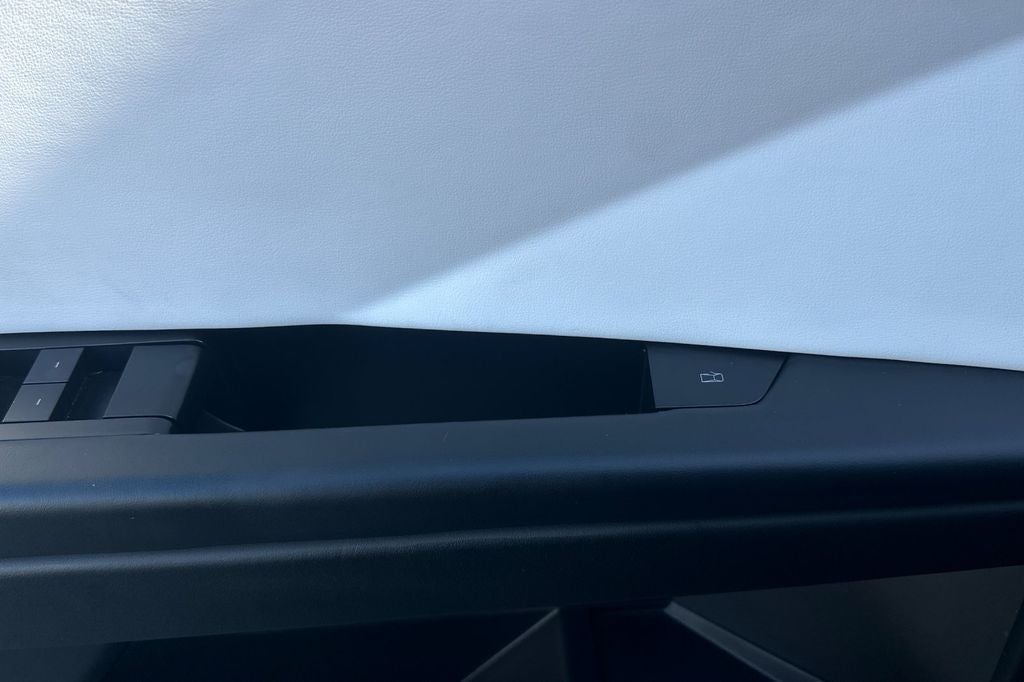 2024 Tesla Cybertruck Foundation