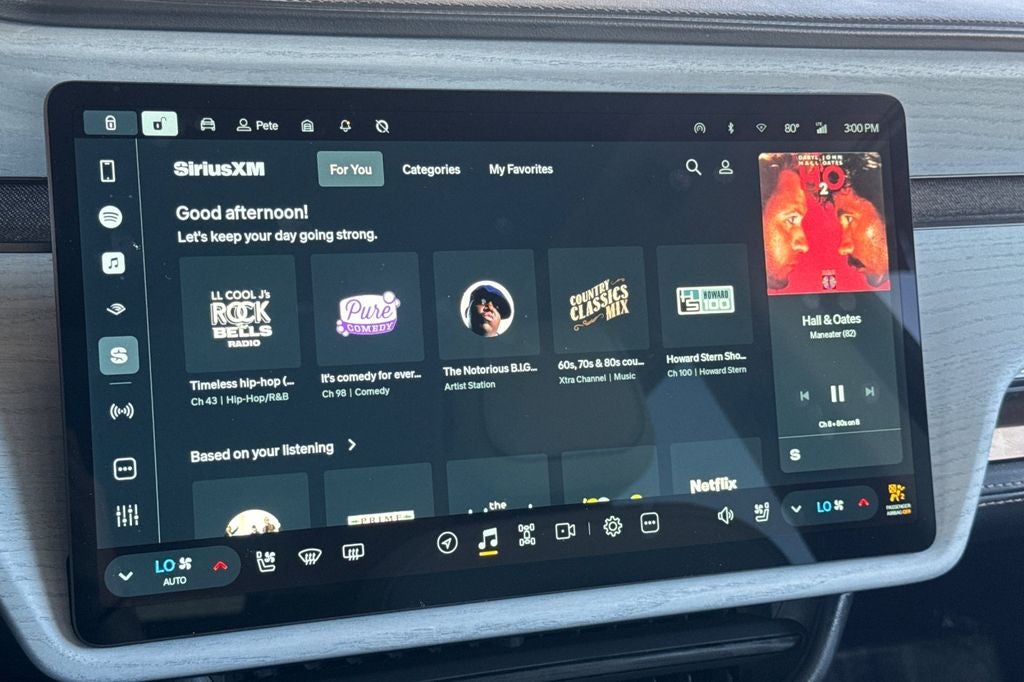 2025 Rivian R1S Ascend Tri Motor Max Pack