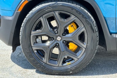 2025 Rivian R1S Ascend Tri Motor Max Pack