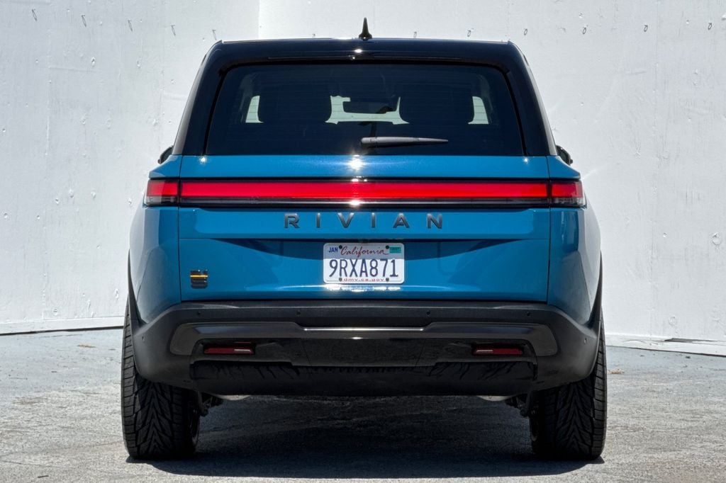 2025 Rivian R1S Ascend Tri Motor Max Pack