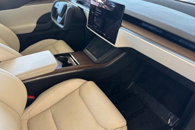 2022 Tesla Model X .