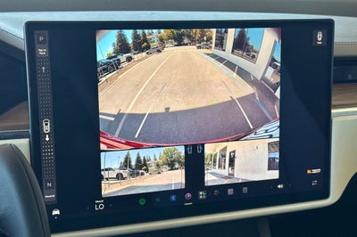 2022 Tesla Model X .