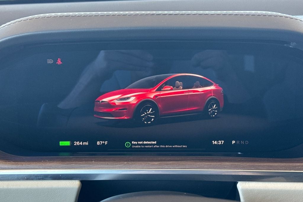2022 Tesla Model X .