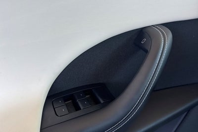 2024 Tesla Model X Base