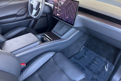 2024 Tesla Model X .