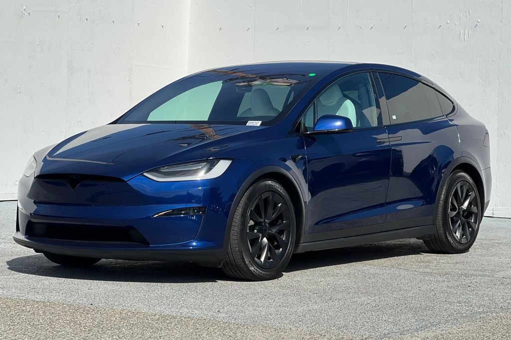 2023 Tesla Model X Standard Range