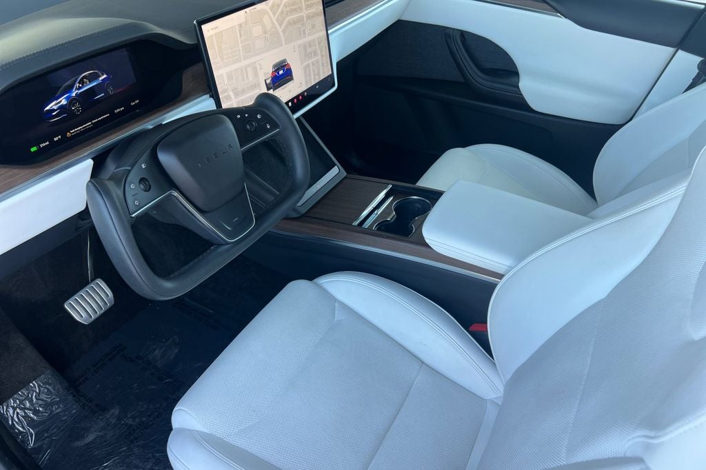 2023 Tesla Model X Standard Range