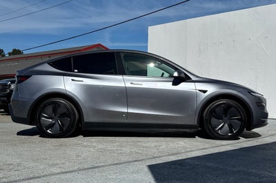 2026 Tesla Model Y Base