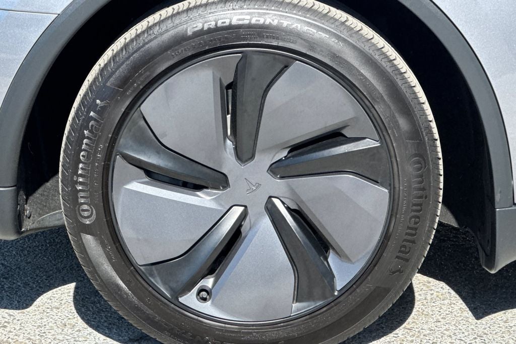 2026 Tesla Model Y Base