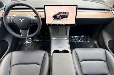 2024 Tesla Model Y Long Range
