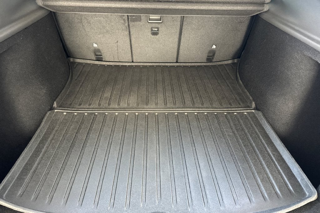 2026 Tesla Model Y Premium