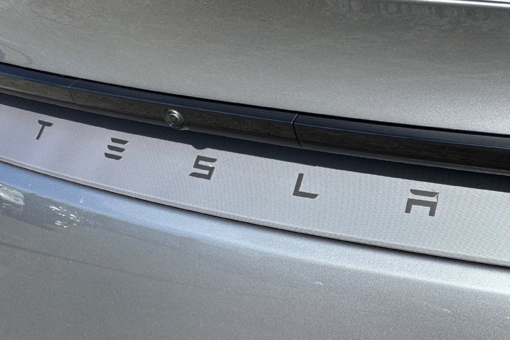 2026 Tesla Model Y Premium