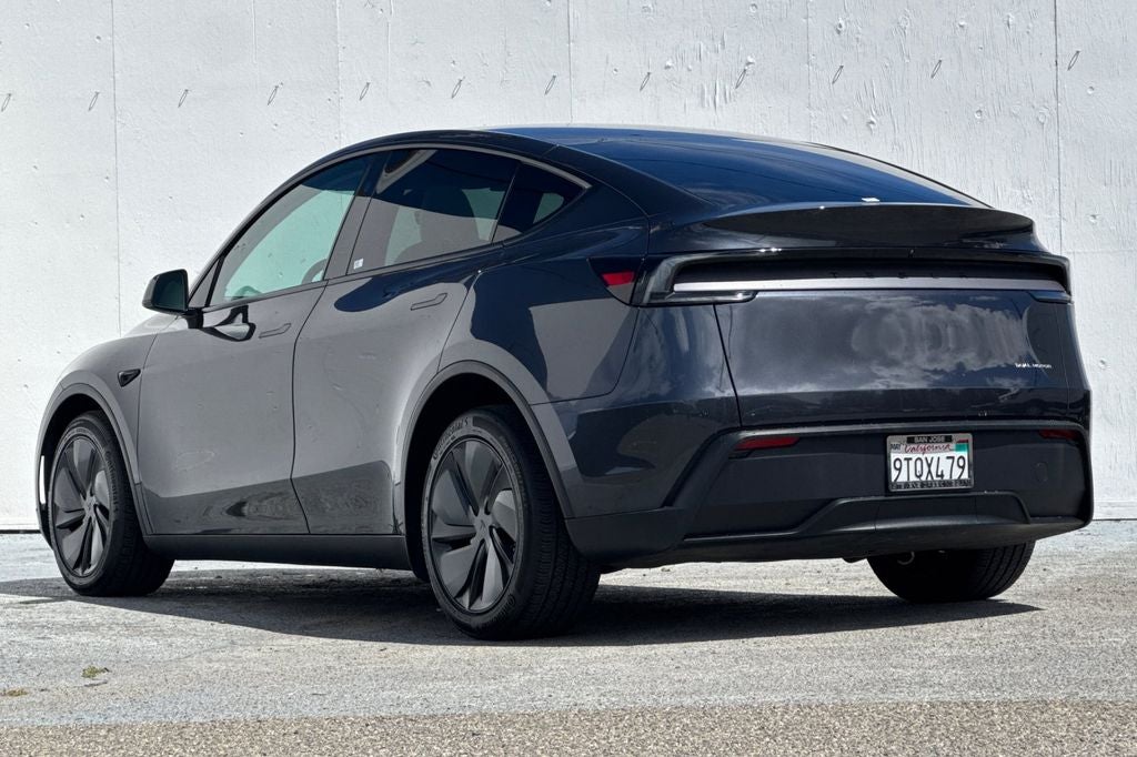 2026 Tesla Model Y Long Range
