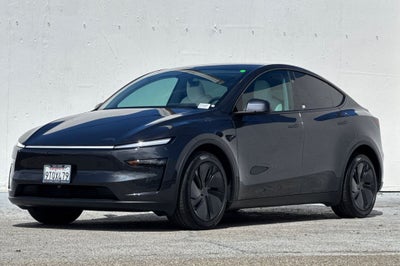 2026 Tesla Model Y Long Range
