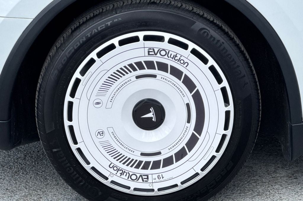 2026 Tesla Model Y Long Range