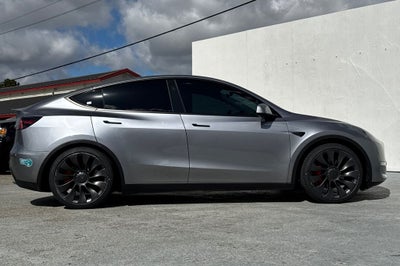 2024 Tesla Model Y Performance