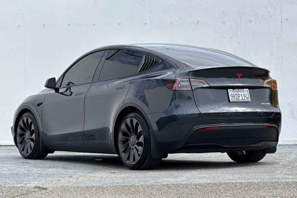 2025 Tesla Model Y Performance