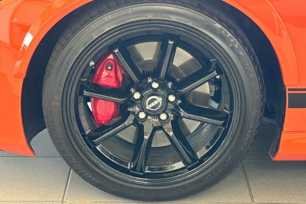 2024 Nissan Z HERITAGE