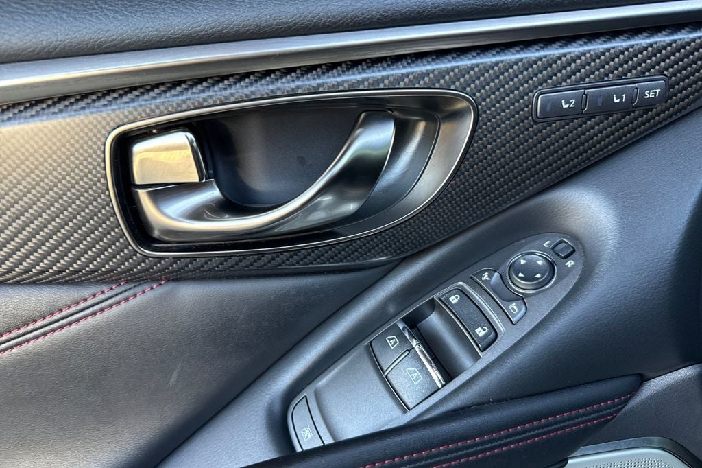 2022 INFINITI Q60 Red Sport 400