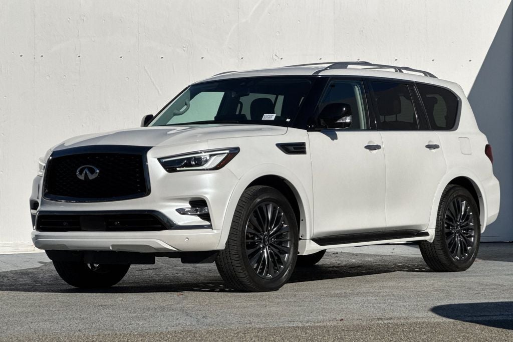 2024 INFINITI QX80 Premium Select