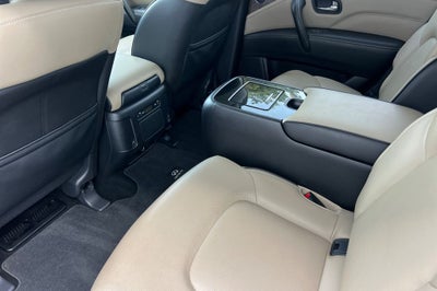 2023 INFINITI QX80 Premium Select