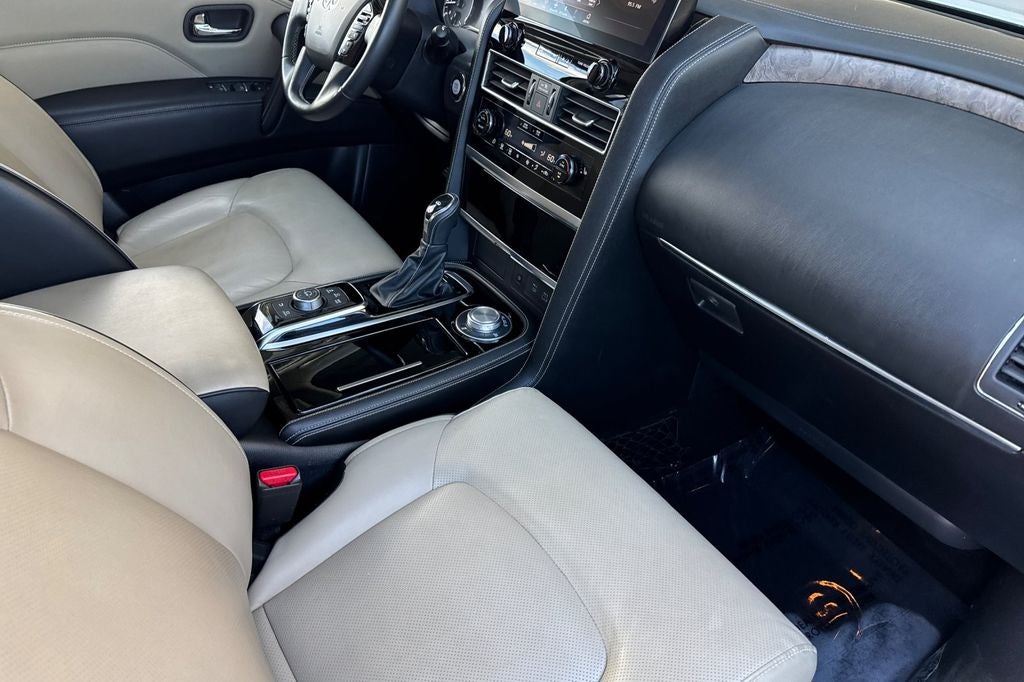 2023 INFINITI QX80 Premium Select