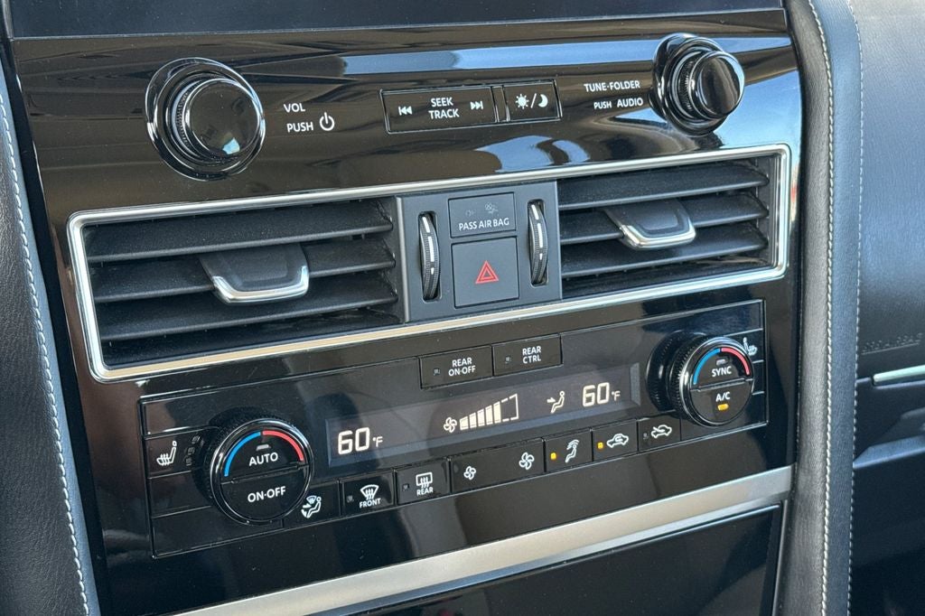 2023 INFINITI QX80 Premium Select