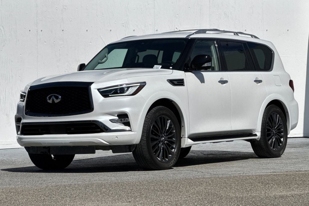 2023 INFINITI QX80 Premium Select