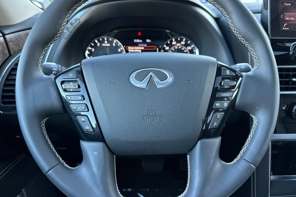 2024 INFINITI QX80 Premium Select
