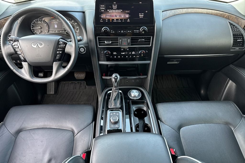2024 INFINITI QX80 Premium Select