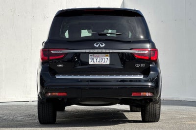 2024 INFINITI QX80 Premium Select