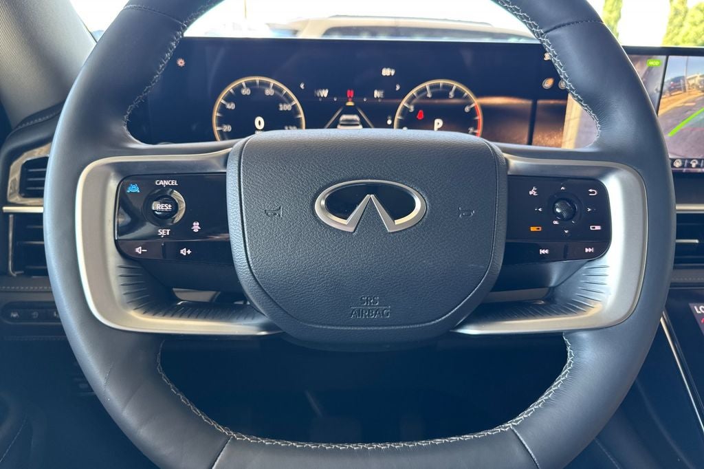 2025 INFINITI QX80 LUXE