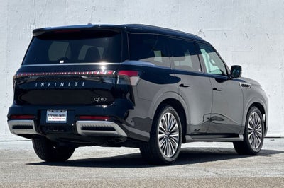 2025 INFINITI QX80 LUXE