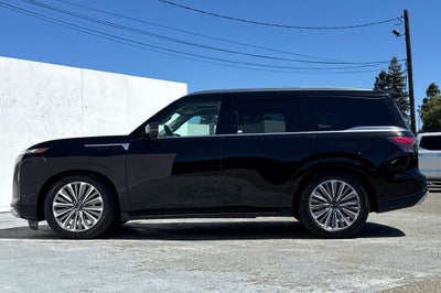 2025 INFINITI QX80 LUXE