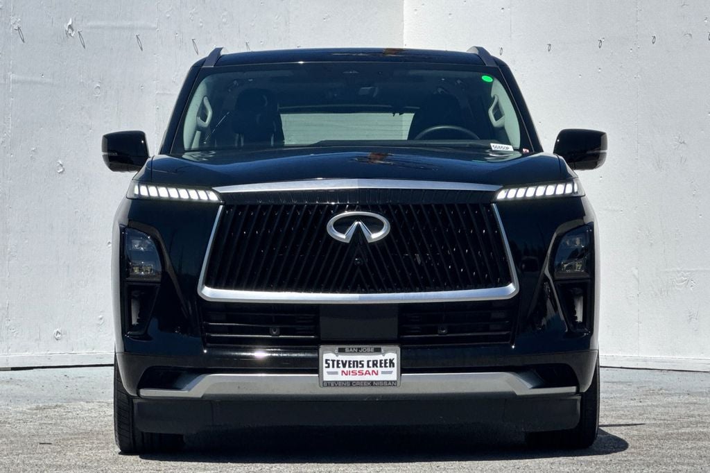 2025 INFINITI QX80 LUXE