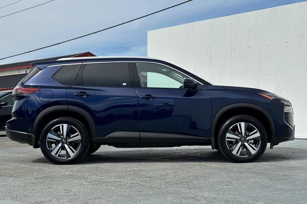 2025 Nissan Rogue SL