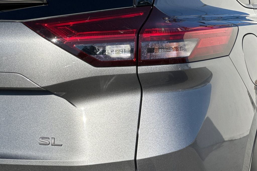 2025 Nissan Rogue SL CERTIFIED