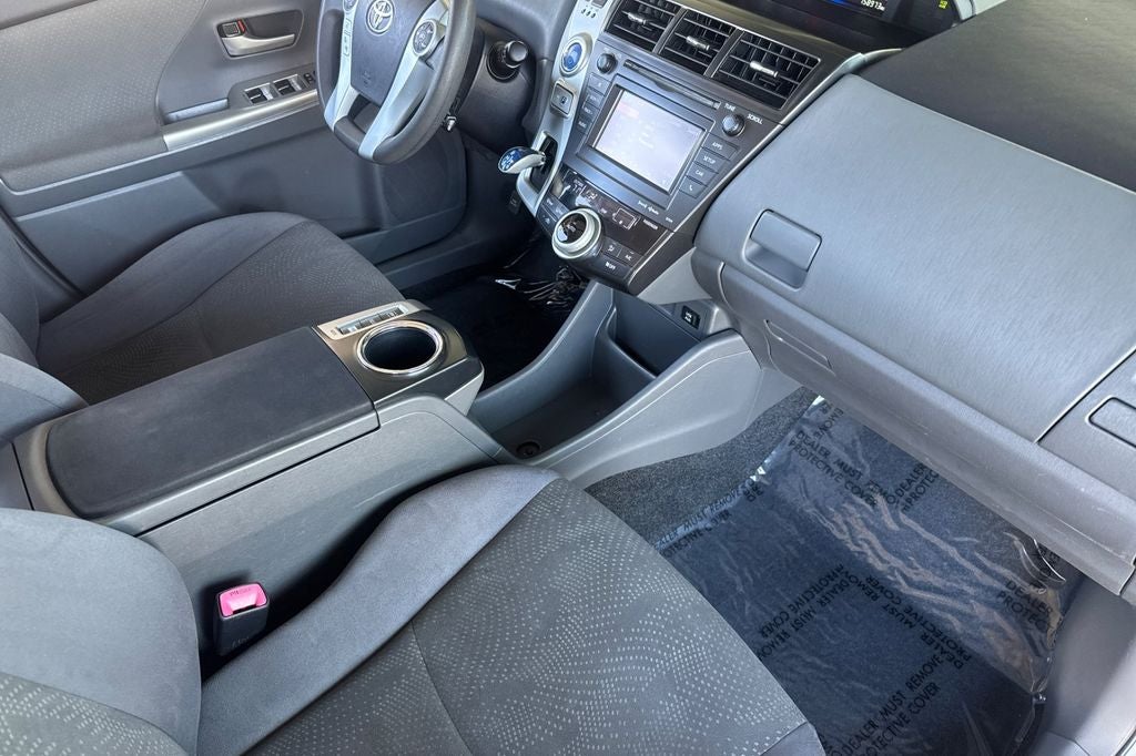 2014 Toyota Prius v Three