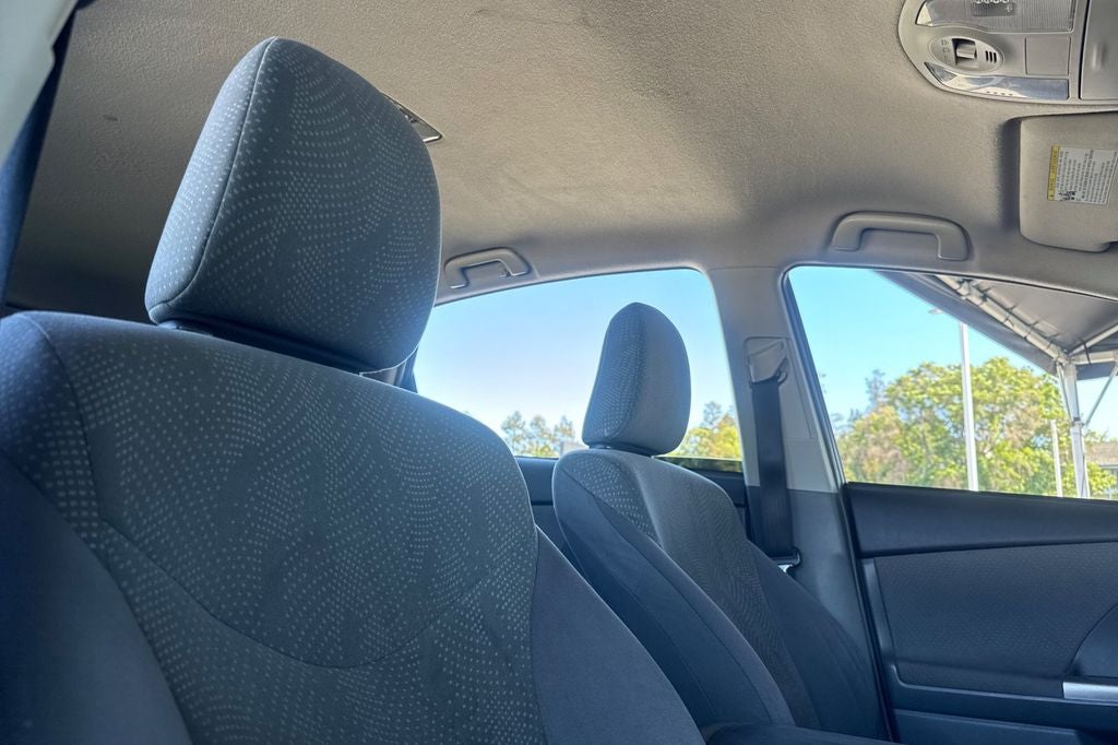 2014 Toyota Prius v Three