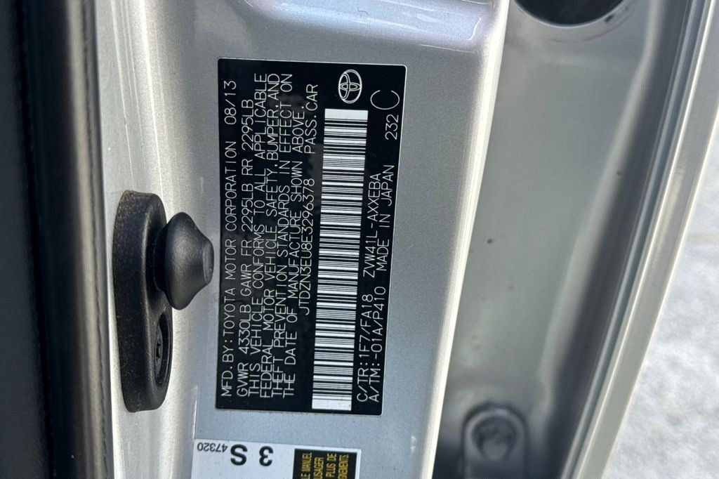 2014 Toyota Prius v Three