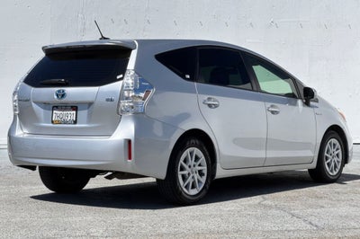 2014 Toyota Prius v Three