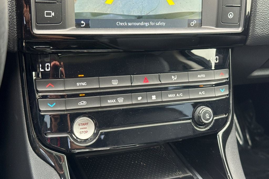 2017 Jaguar XE 35t Premium